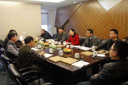 上城區委常委、副區長黃愛芳等一行走訪裝飾集團
